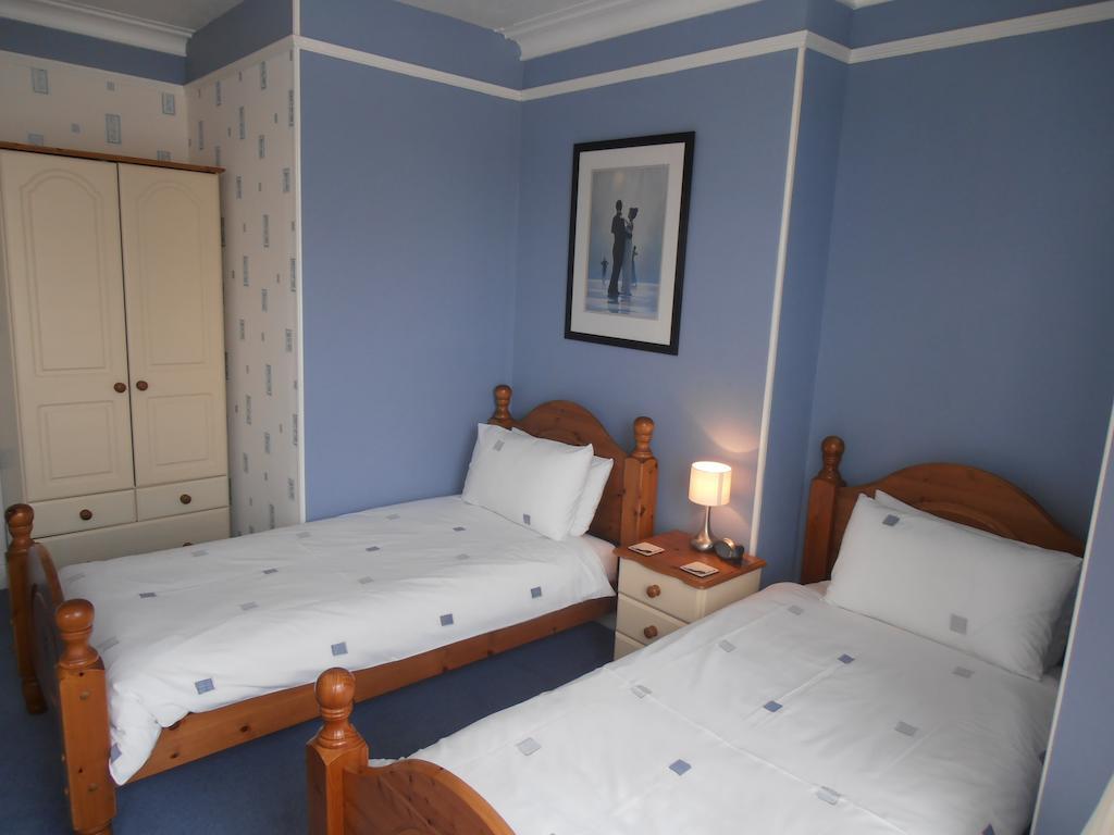 Meadowlea Guest House Okehampton Rum bild