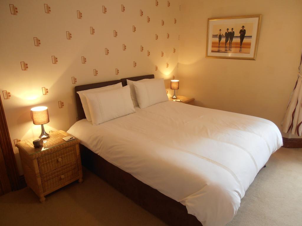 Meadowlea Guest House Okehampton Rum bild