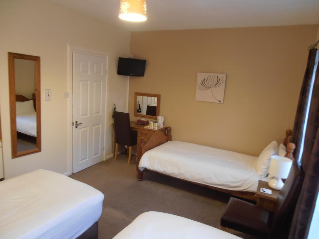 Meadowlea Guest House Okehampton Rum bild